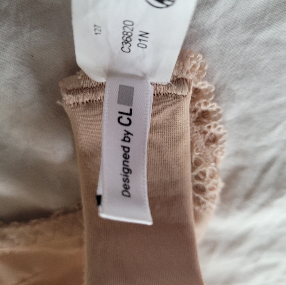 Chantelle Beige Lace Full Coverage Underwire Bra - Picture 6 of 11